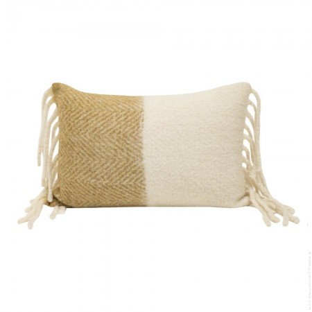 VAN biscuit wool cushion